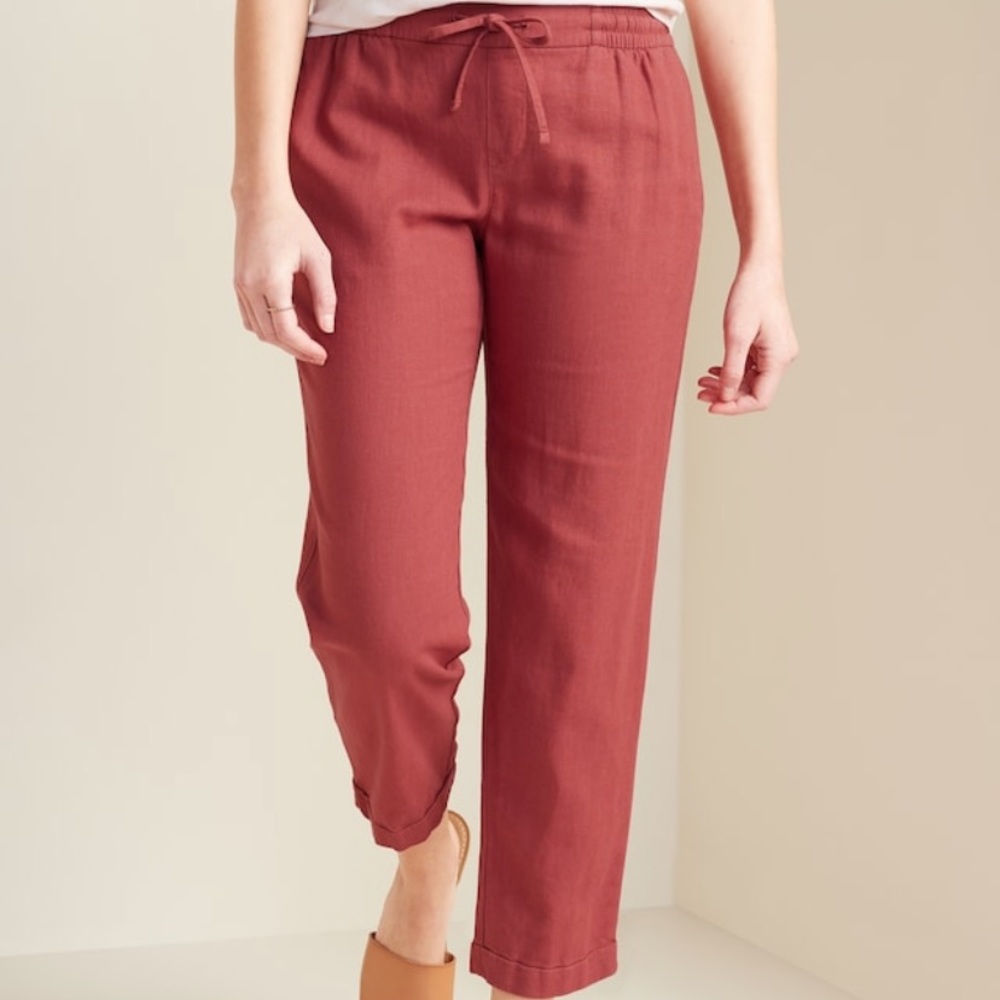 Old Navy Mid-Raise Cropped Linen-Blend Pants.